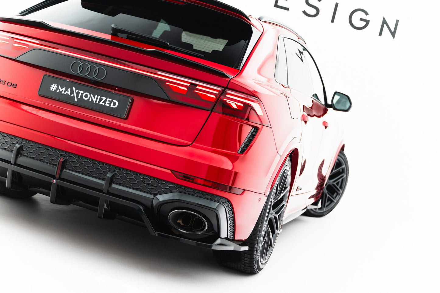 Audi RSQ8 Facelift - Heck Ansatz Maxton Design 
