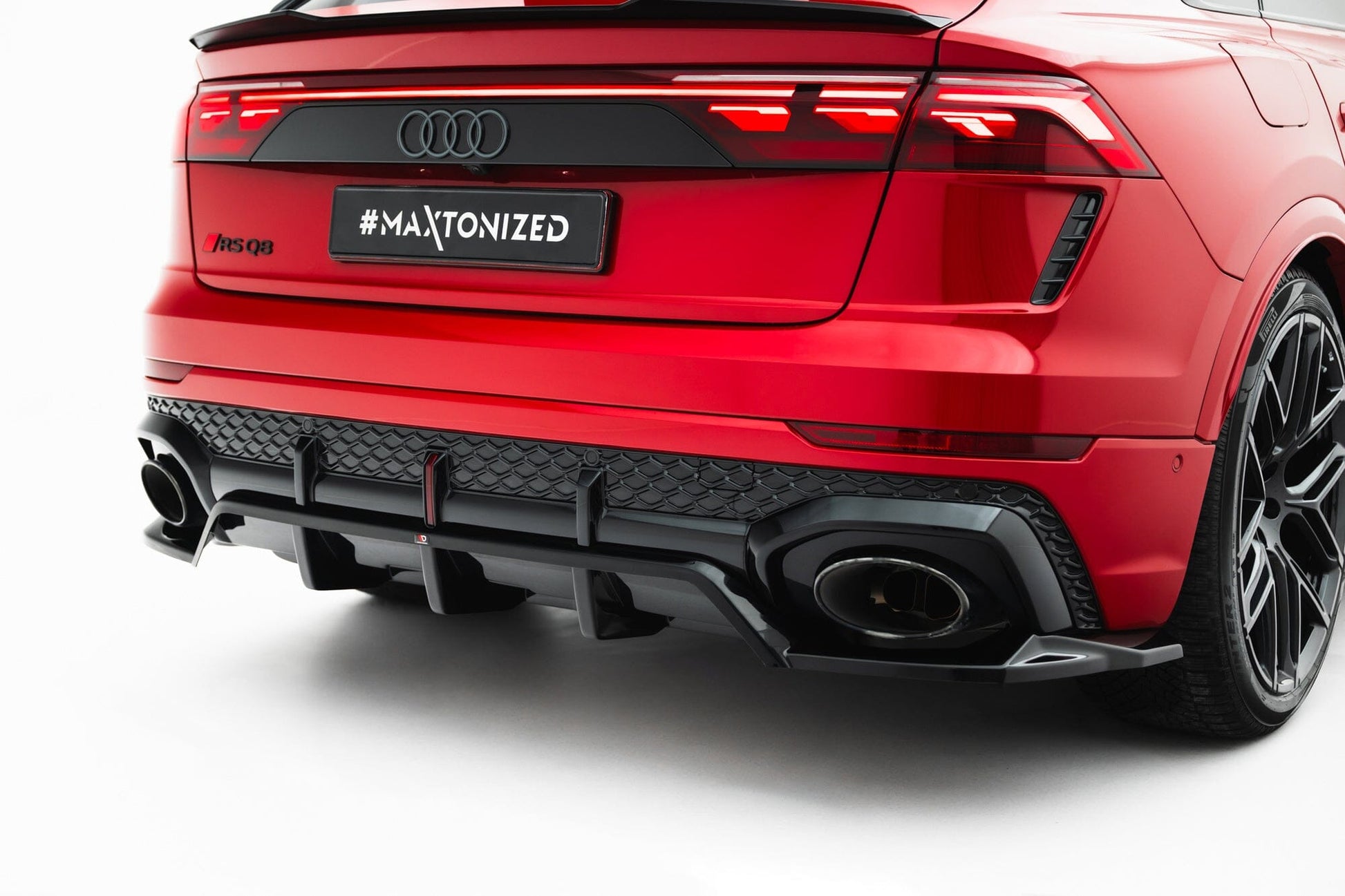 Audi RSQ8 Facelift - Heck Ansatz Maxton Design 