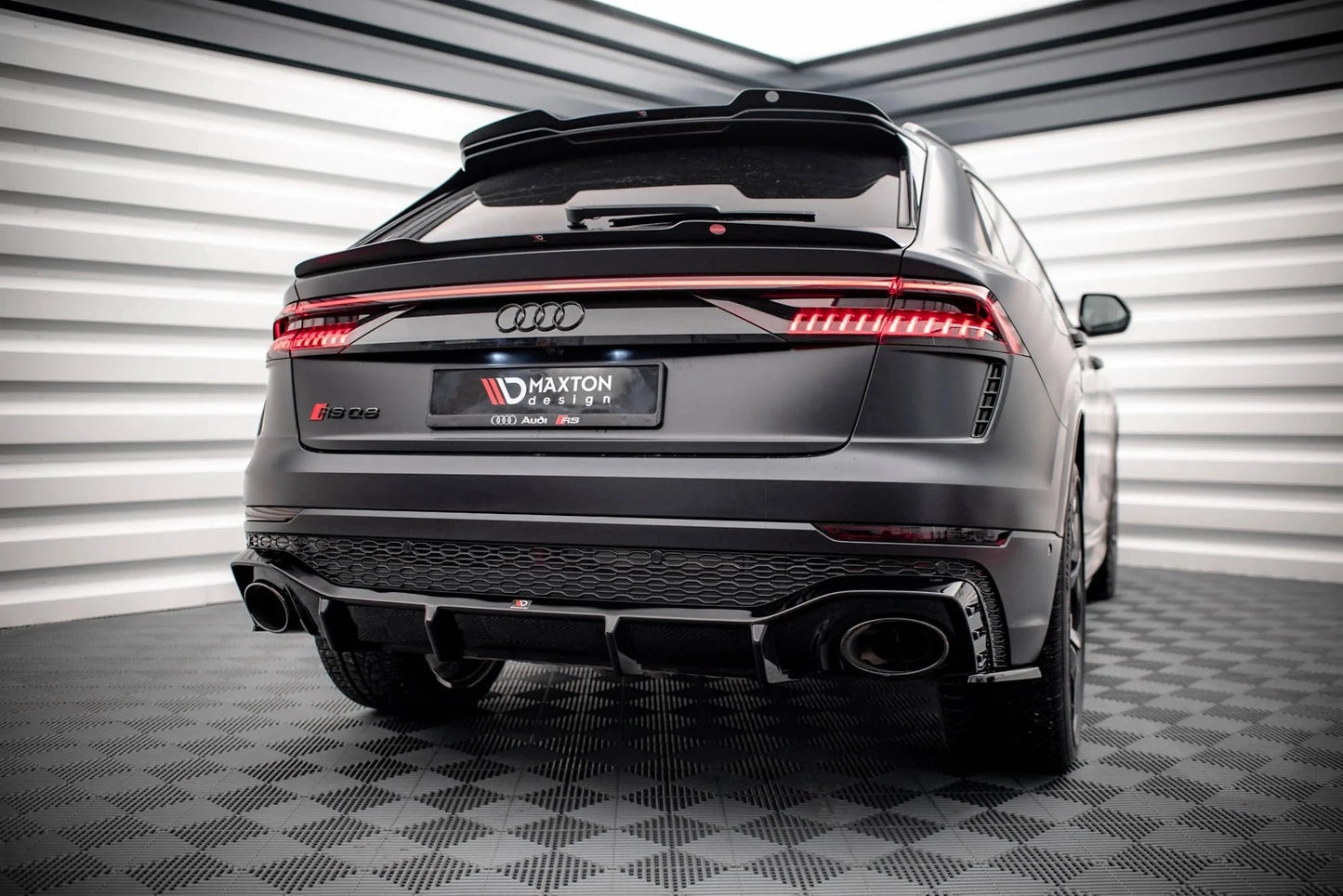 Audi RSQ8 - Heck Diffusor Maxton Design 