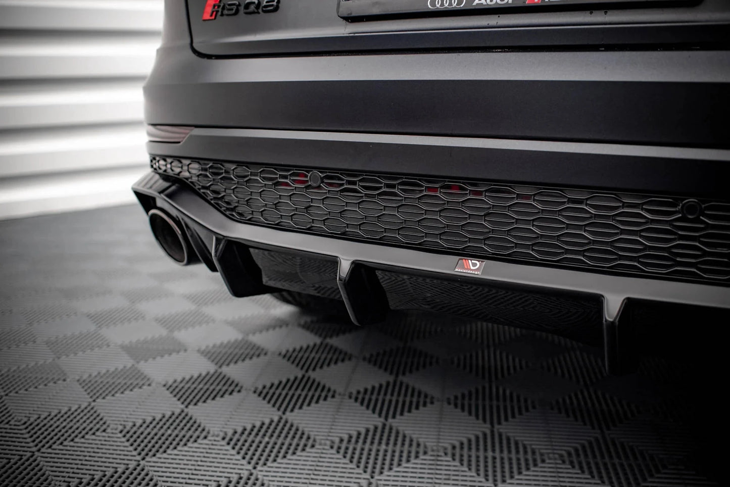 Audi RSQ8 - Heck Diffusor Maxton Design 