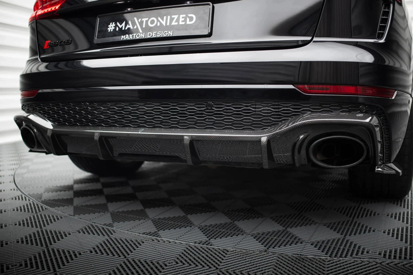 Audi RSQ8 - Prepreg Carbon Fiber Heck Diffusor Maxton Design 