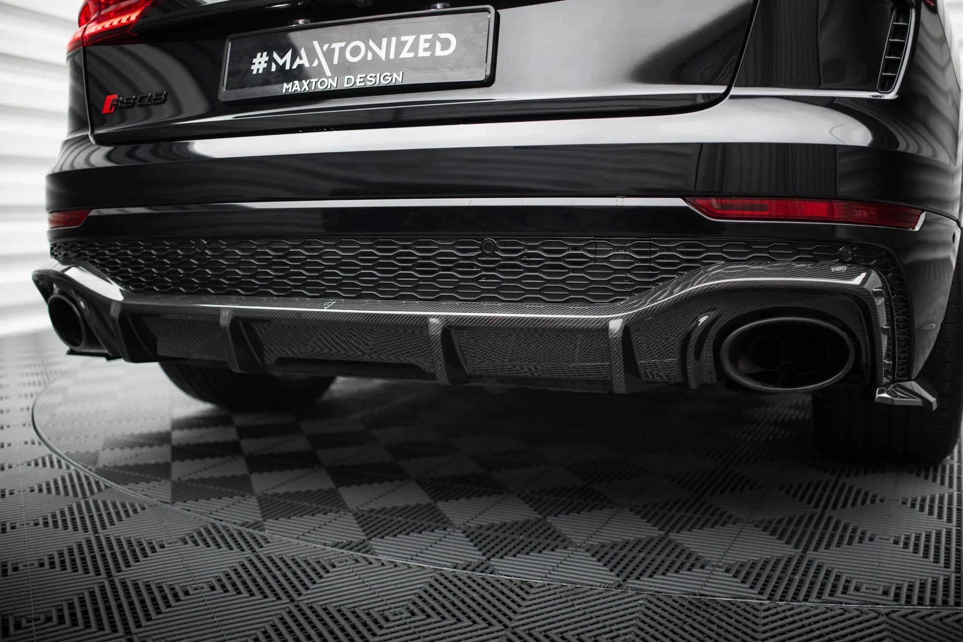 Audi RSQ8 - Prepreg Carbon Fiber Heck Diffusor Maxton Design 