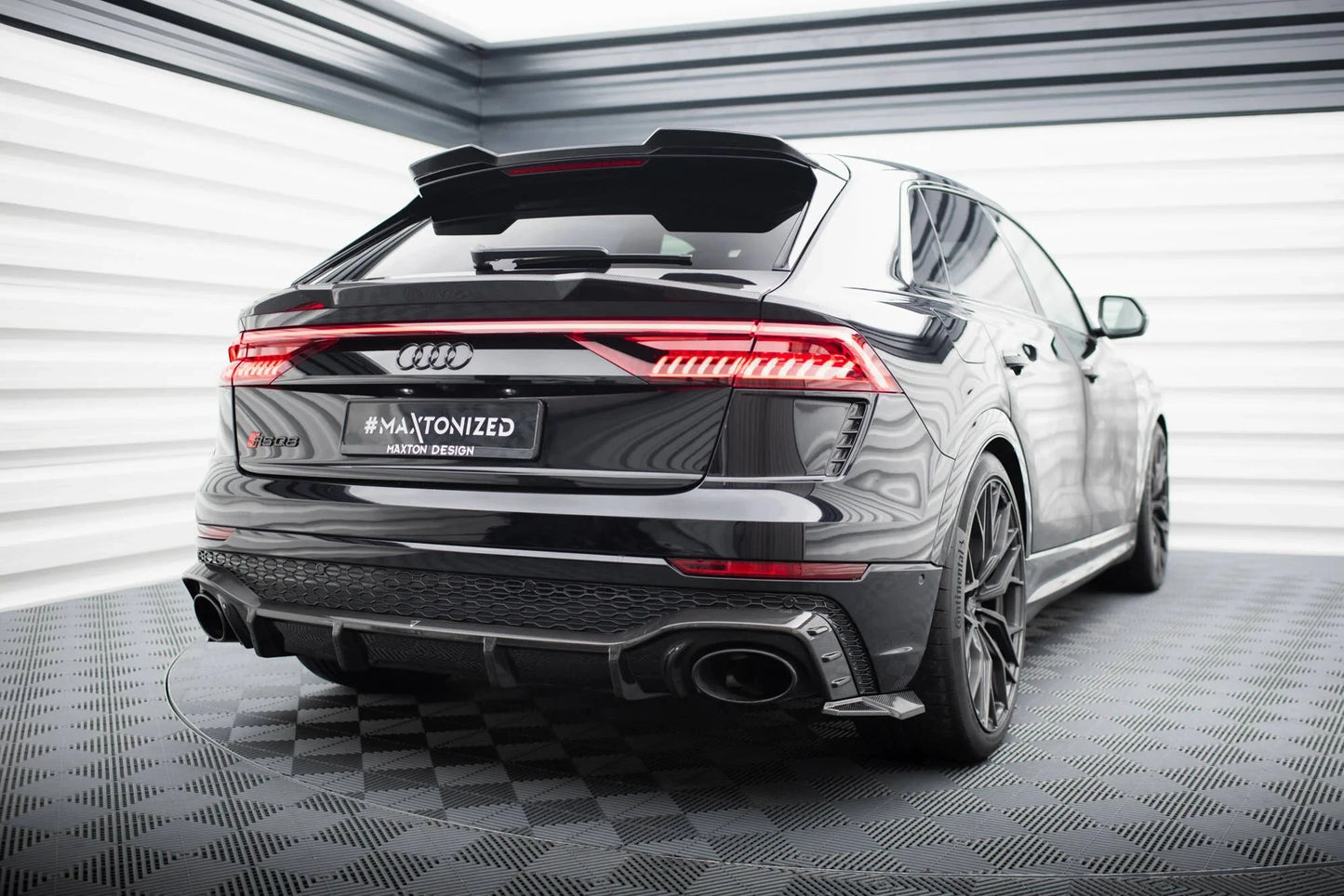Audi RSQ8 - Prepreg Carbon Fiber Heck Diffusor Maxton Design 