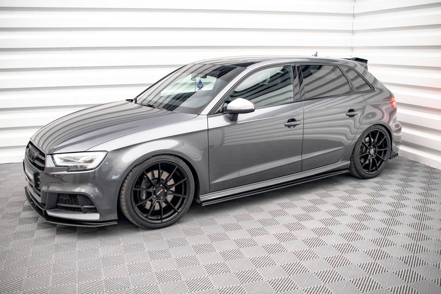 Audi S3 8V Sportback Street Pro Seitenschweller Maxton Design 