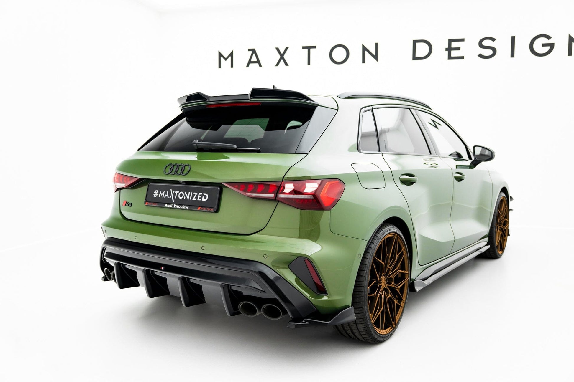 Audi S3 8Y Facelift Limousine Heck Diffusor OO-OO Maxton Design 