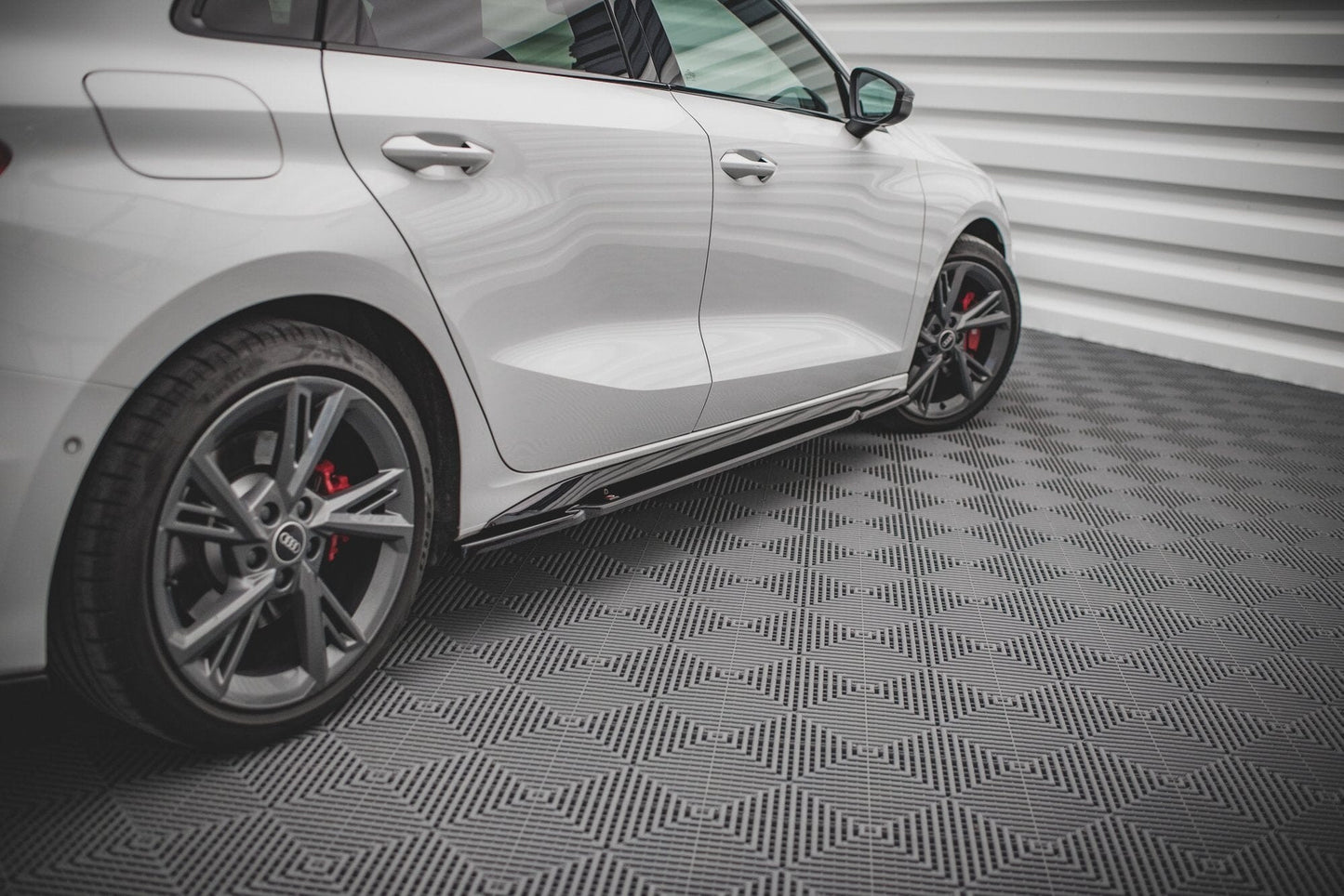 Audi S3 8Y Limousine Seitenschweller V.1 Maxton Design 