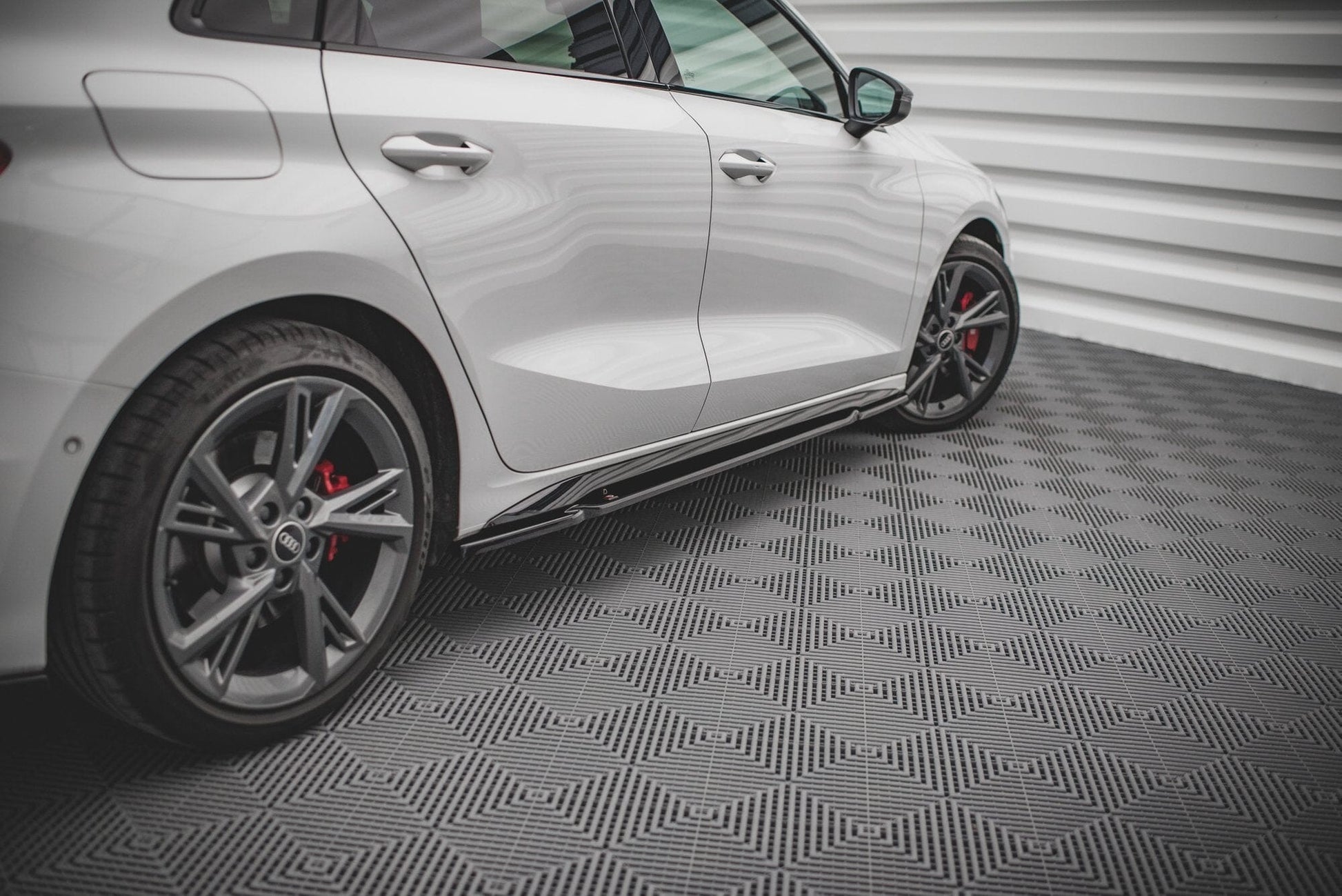 Audi S3 8Y Limousine Seitenschweller V.1 Maxton Design 