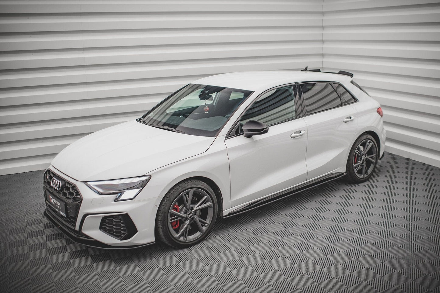 Audi S3 8Y Sportback Street Pro Seitenschweller V.1 Maxton Design 