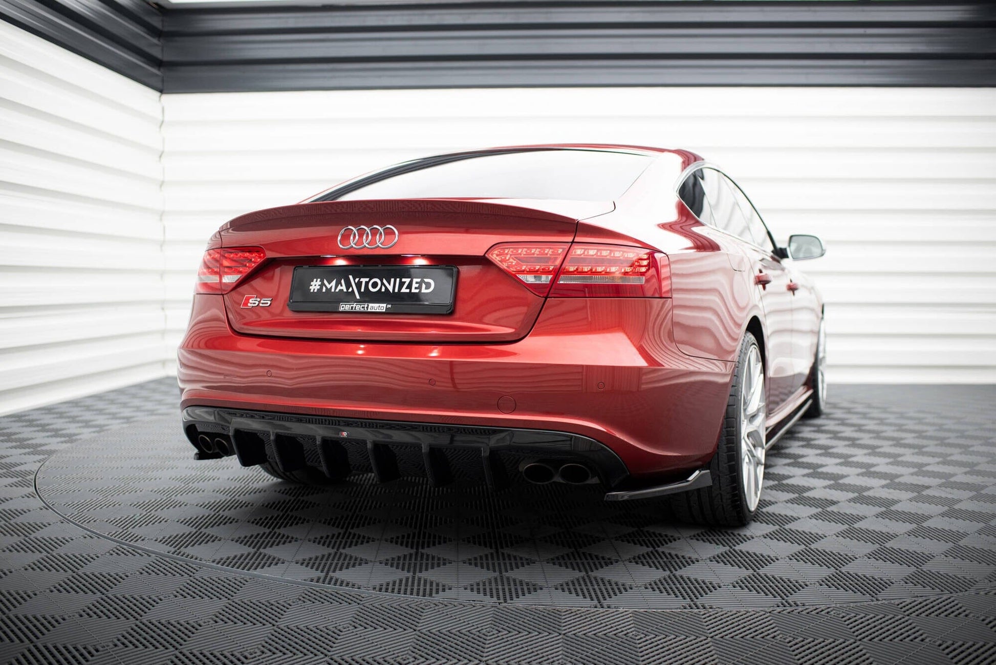 Audi S5 8T Sportback Heck Diffusor Maxton Design 