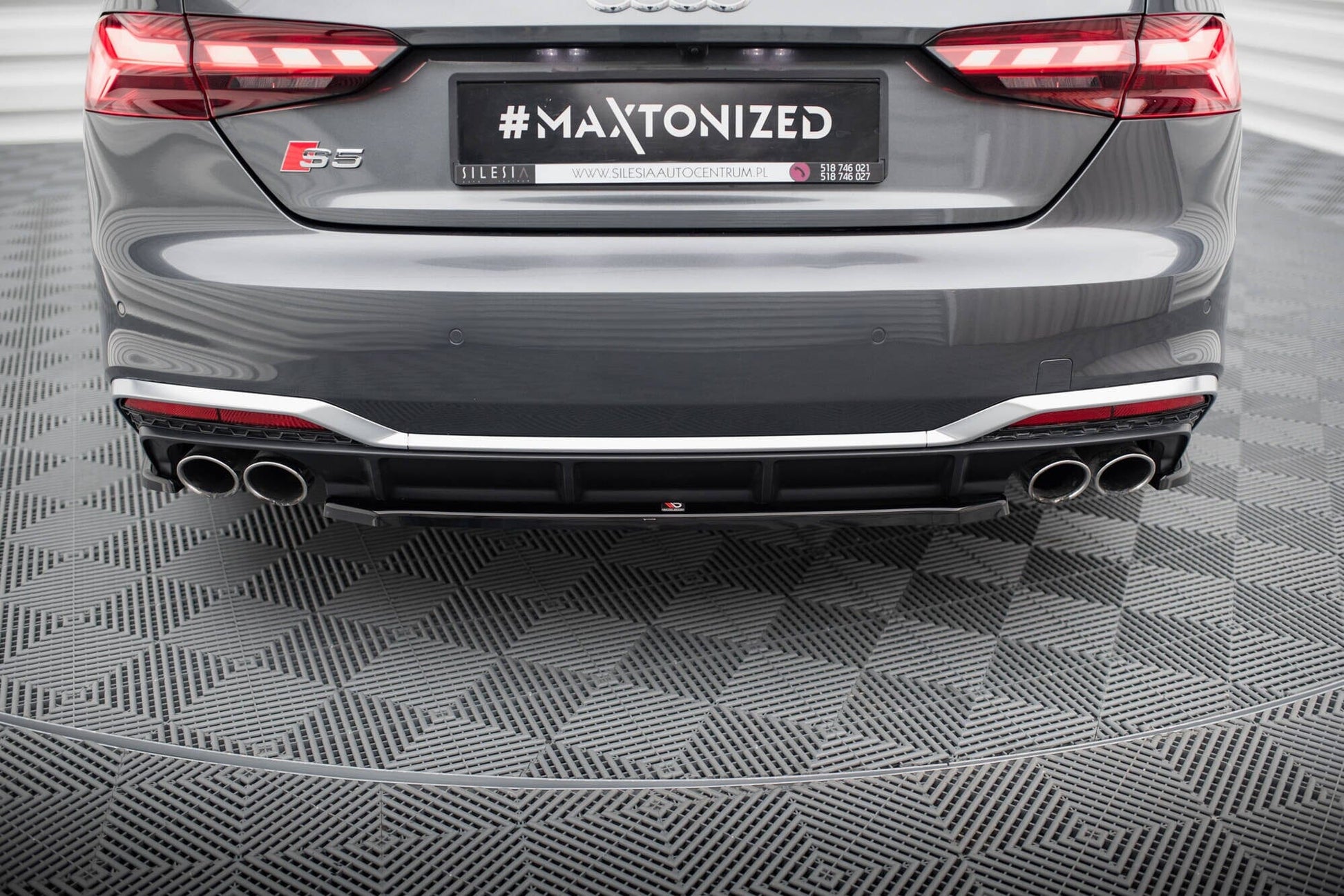 Audi S5 F5 Facelift Heck Ansatz Maxton Design 