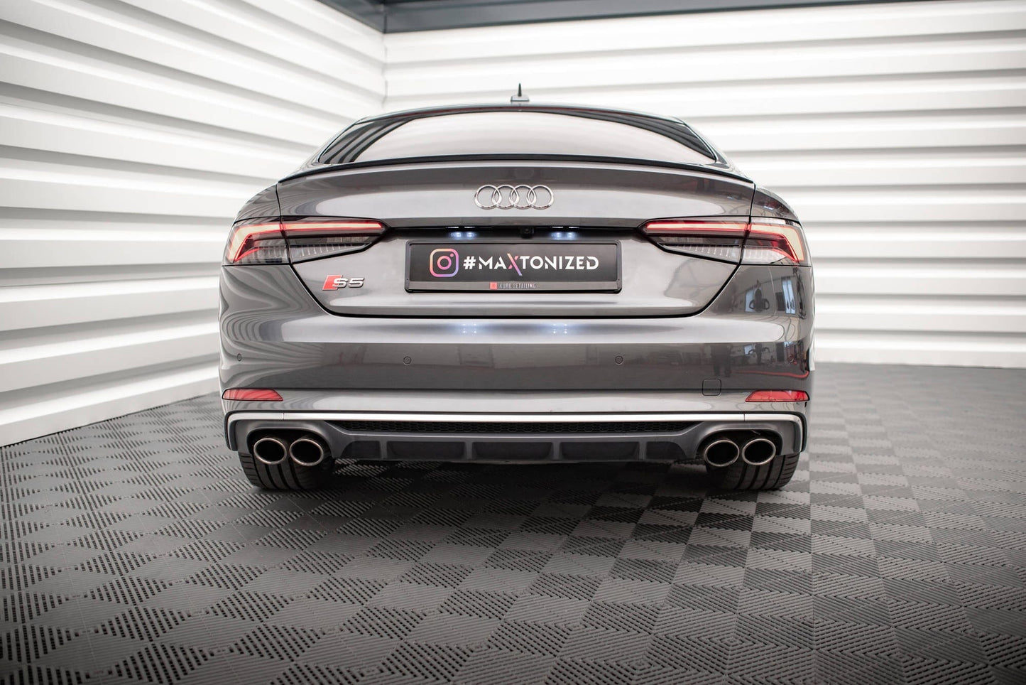 Audi S5 F5 Heck Diffusor Maxton Design 