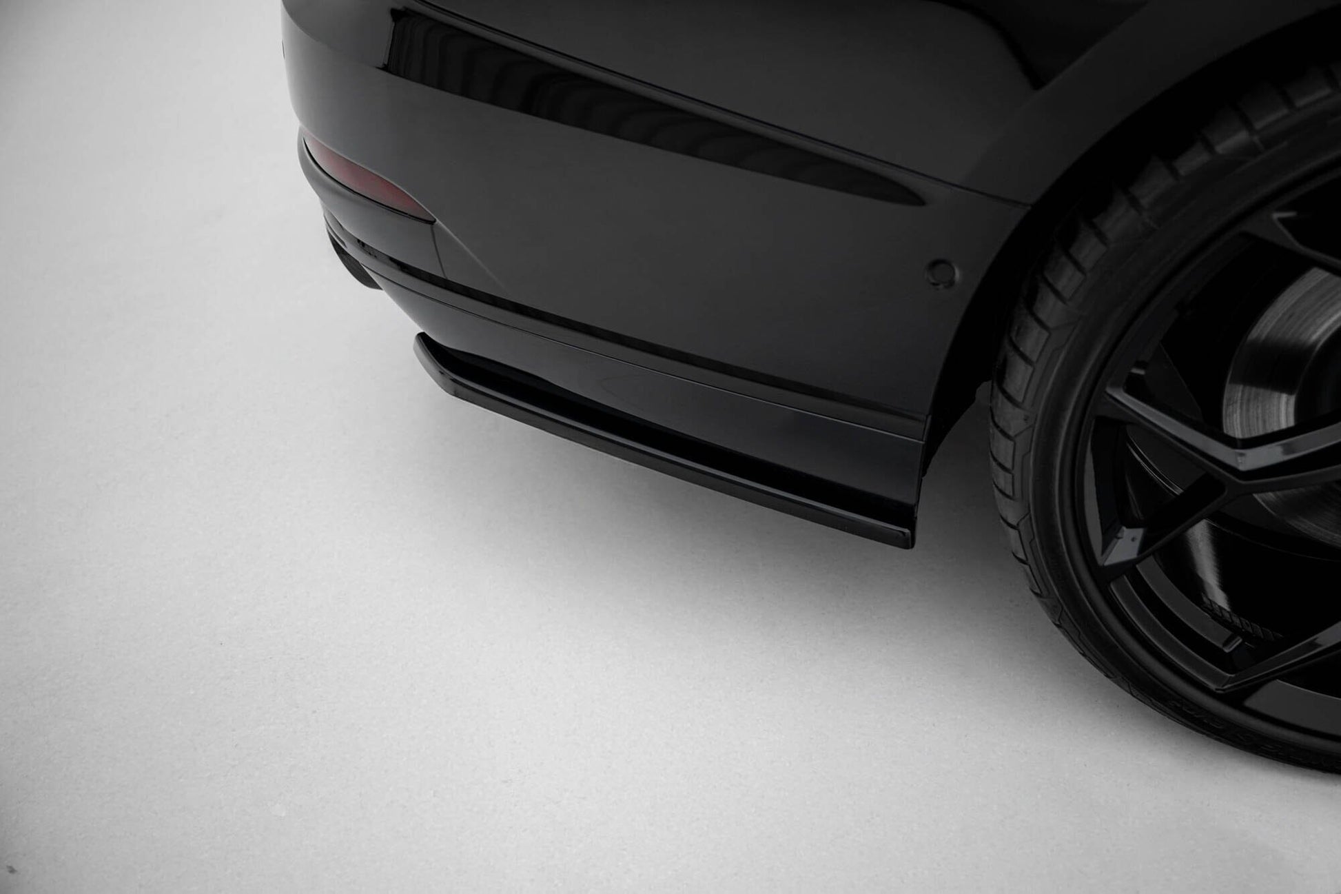 Audi S8 Heck Flaps Maxton Design 