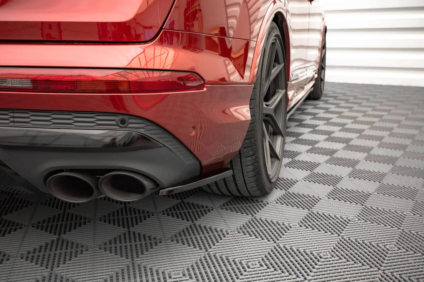 Audi SQ7 4M Facelift - Heck Flaps Maxton Design 