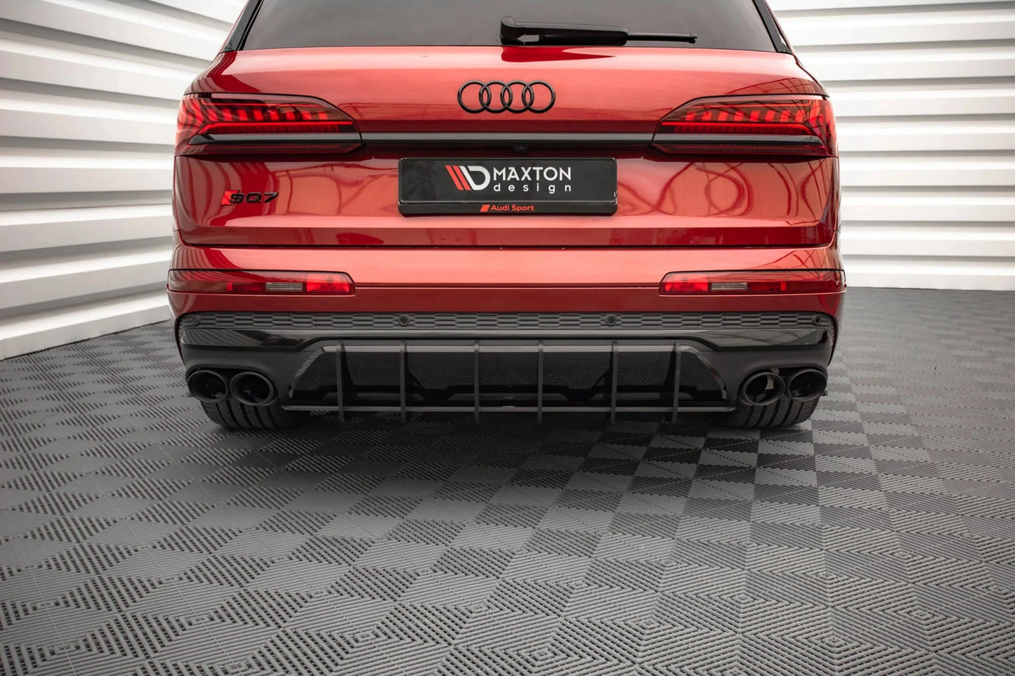 Audi SQ7 M4 - Street Pro Heckschürze Maxton Design 