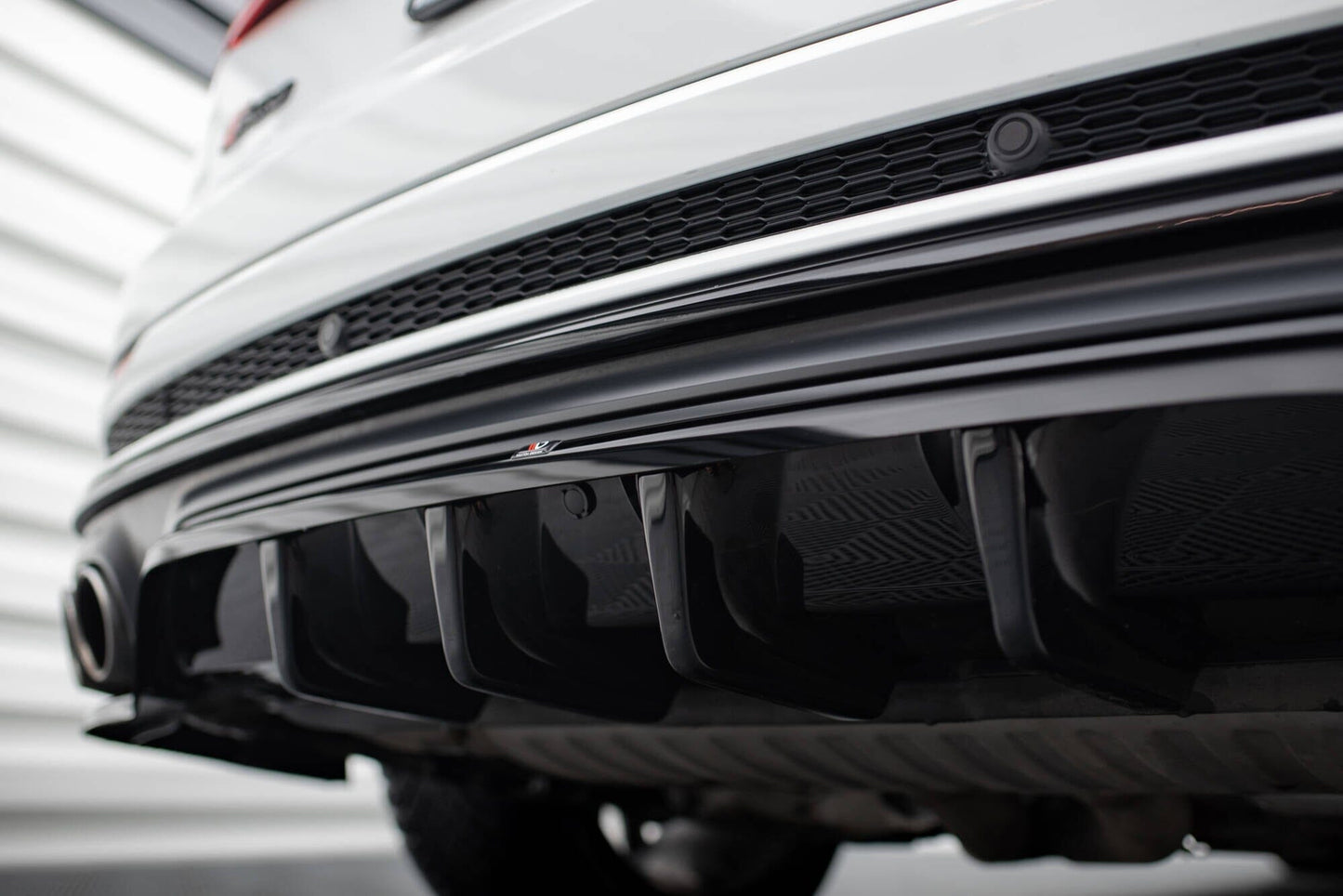 Audi SQ8 4M - Heck Ansatz Maxton Design 