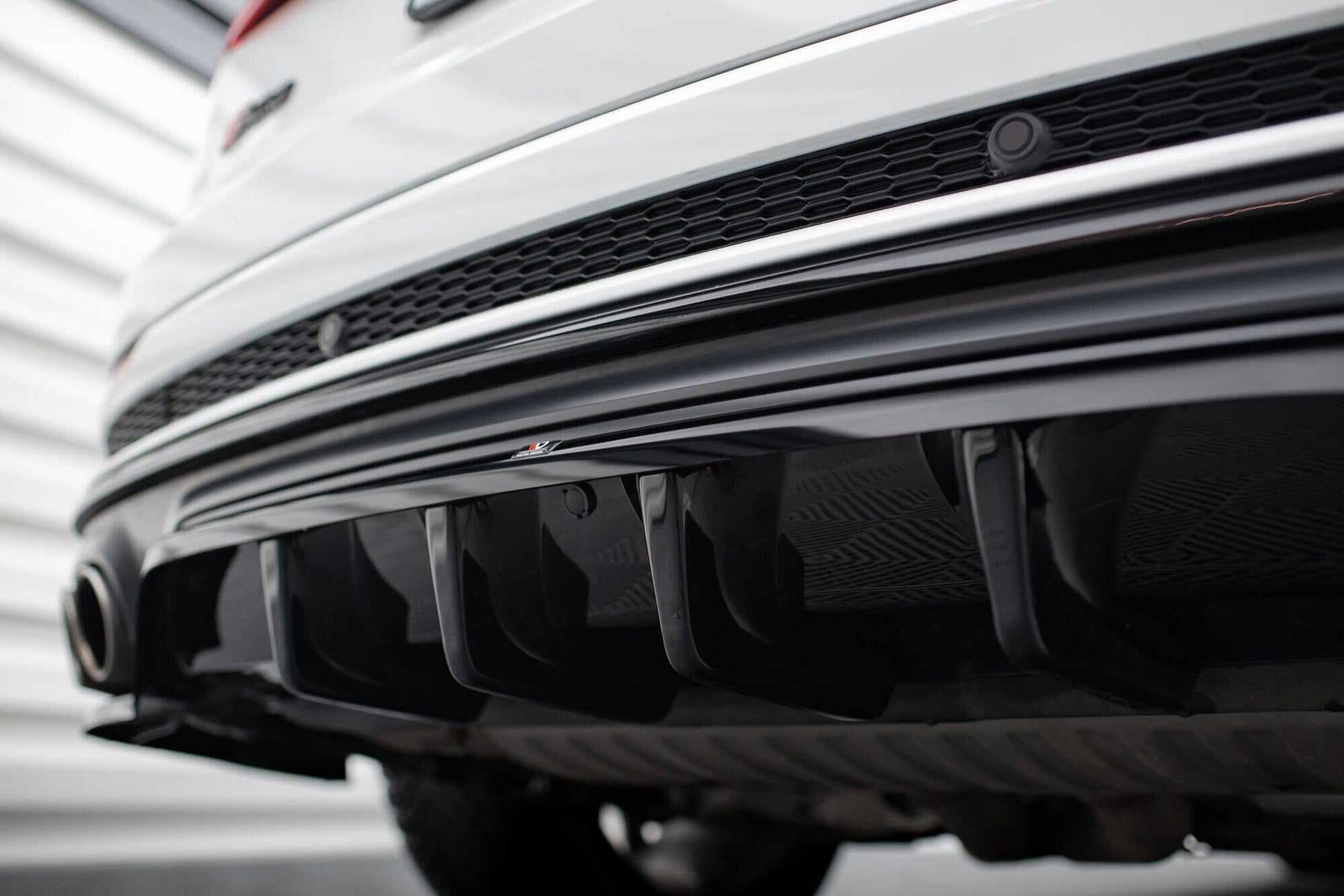 Audi SQ8 4M - Heck Ansatz Maxton Design 