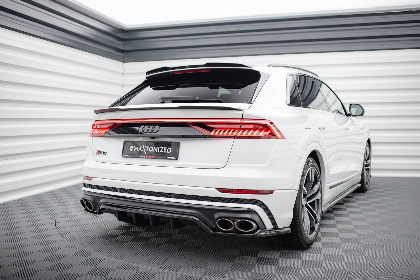 Audi SQ8 4M - Heck Ansatz Maxton Design 