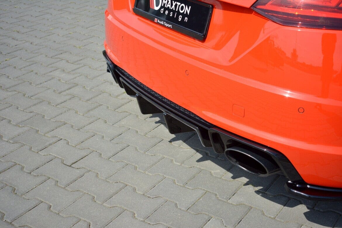 Audi TT RS 8S - Heck Ansatz Maxton Design 