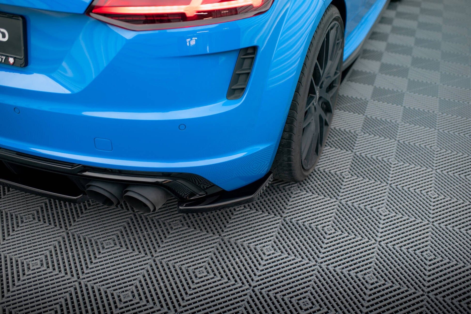 Audi TTS 8S Facelift - Heck Flaps Maxton Design 