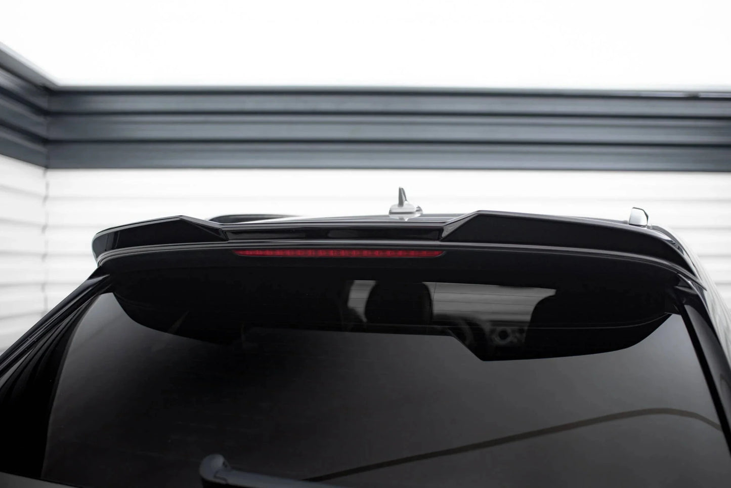 Bentley Bentayga - 3D Heck Dachspoiler Maxton Design 