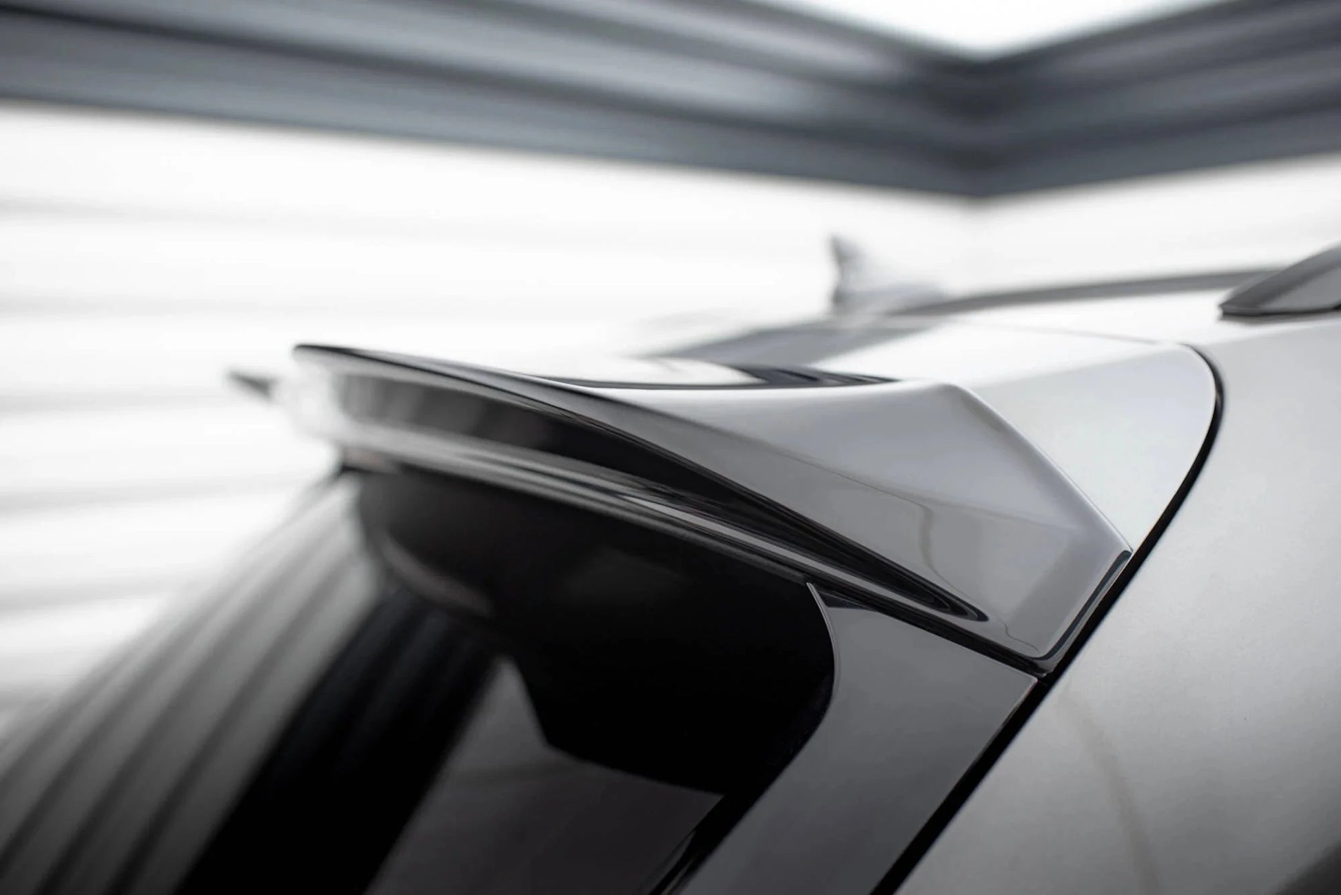Bentley Bentayga - 3D Heck Dachspoiler Maxton Design 