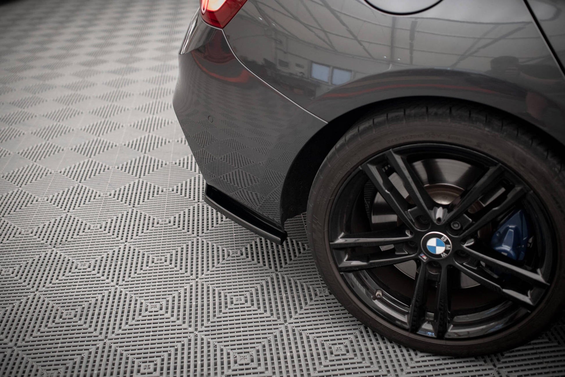 BMW 1er F20 Facelift M-Paket - Heck Flaps Maxton Design 