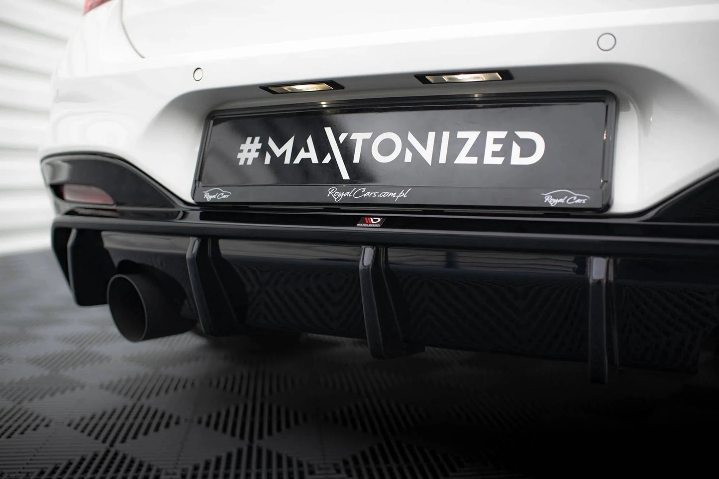BMW 1er F20 - Heck Diffusor V.3 Maxton Design 