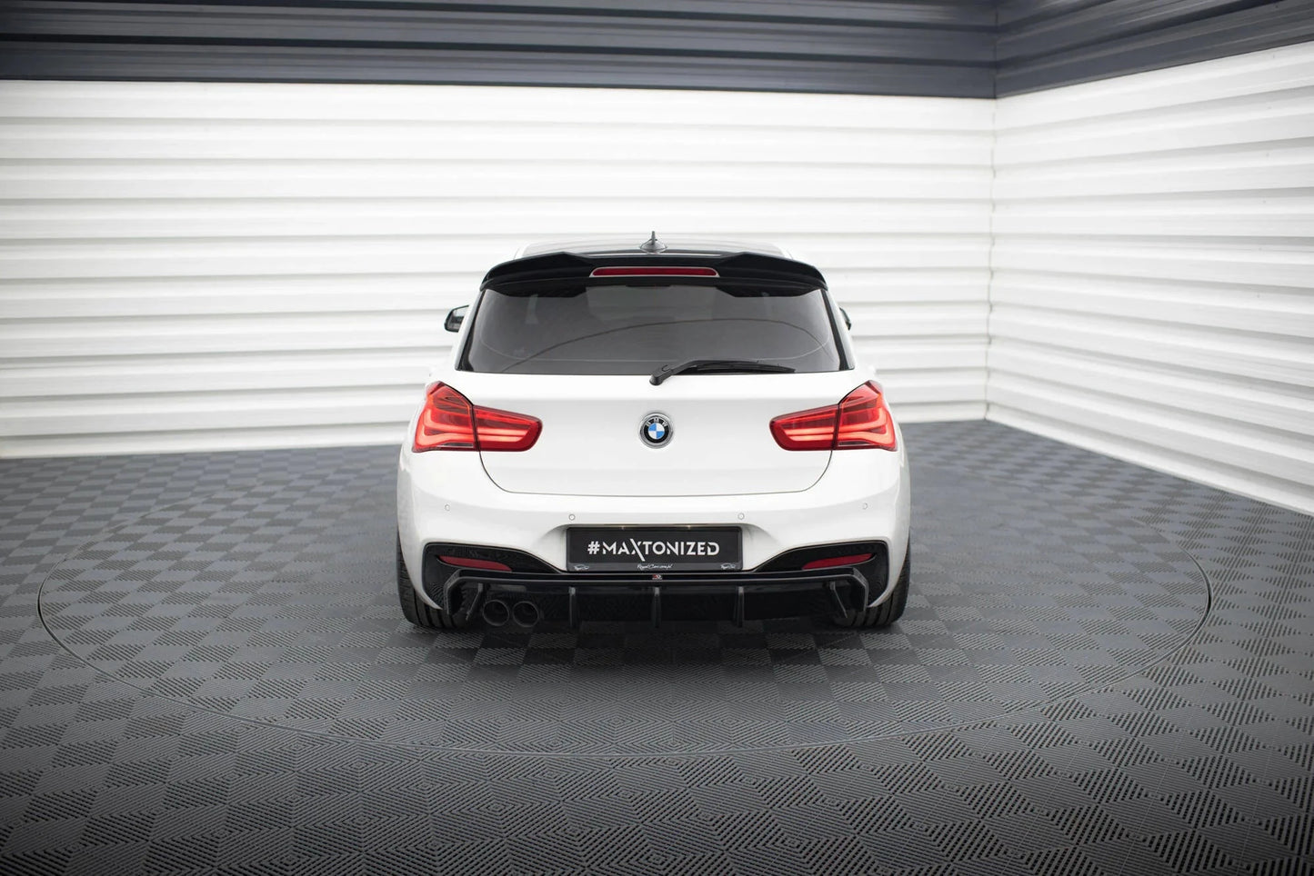 BMW 1er F20 - Heck Diffusor V.3 OO- Maxton Design 