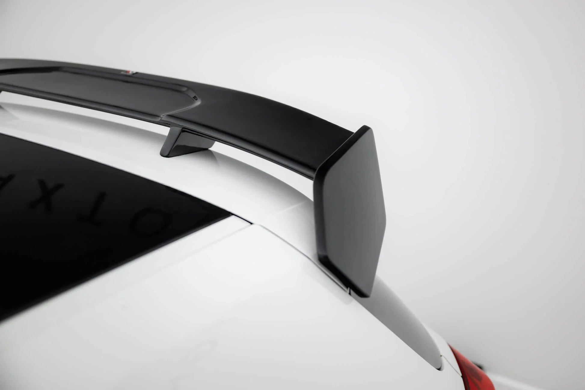 BMW 1er F20 - Heck Spoiler Maxton Design 