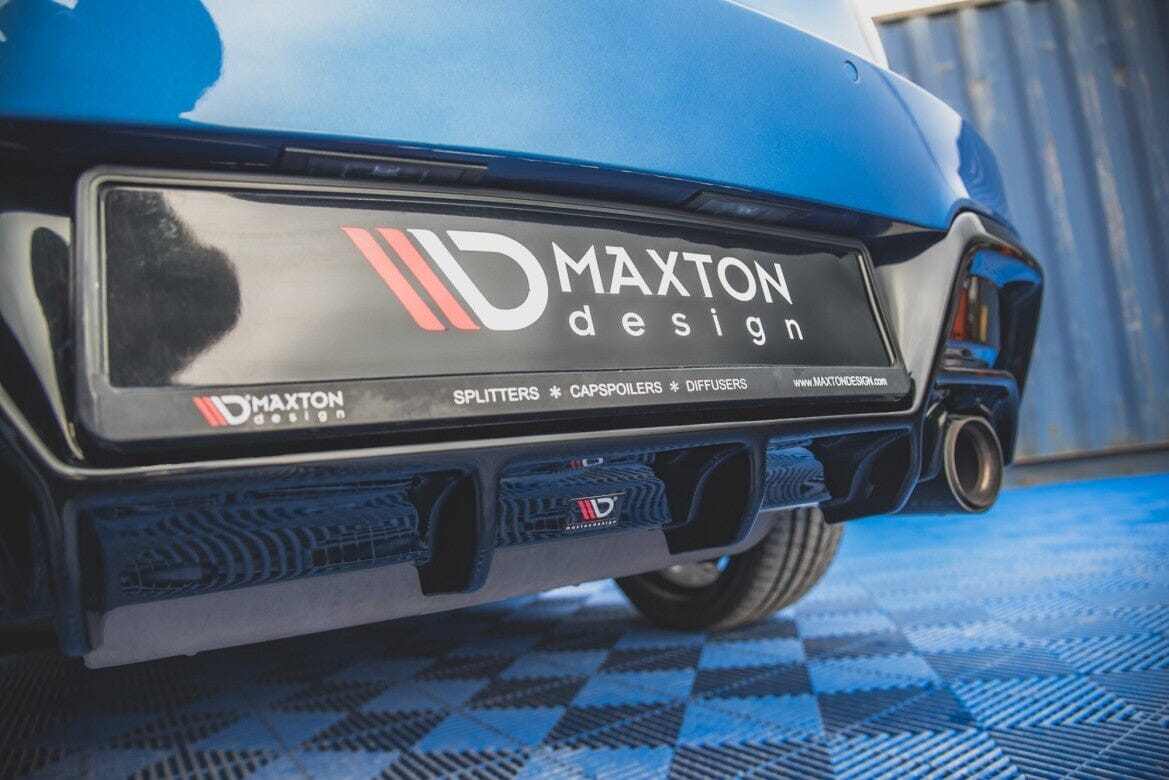 BMW 1er F20 M135i - Heck Diffusor O-O V.1 Maxton Design 