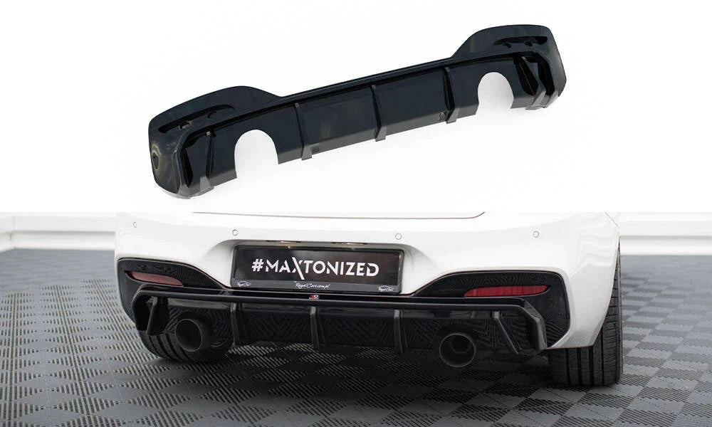 BMW 1er F20 M140i - Heck Diffusor V.3 O-O Maxton Design 