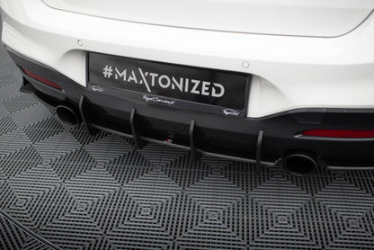 BMW 1er F20 M140i - Street Pro Heckschürze V.3 Maxton Design 