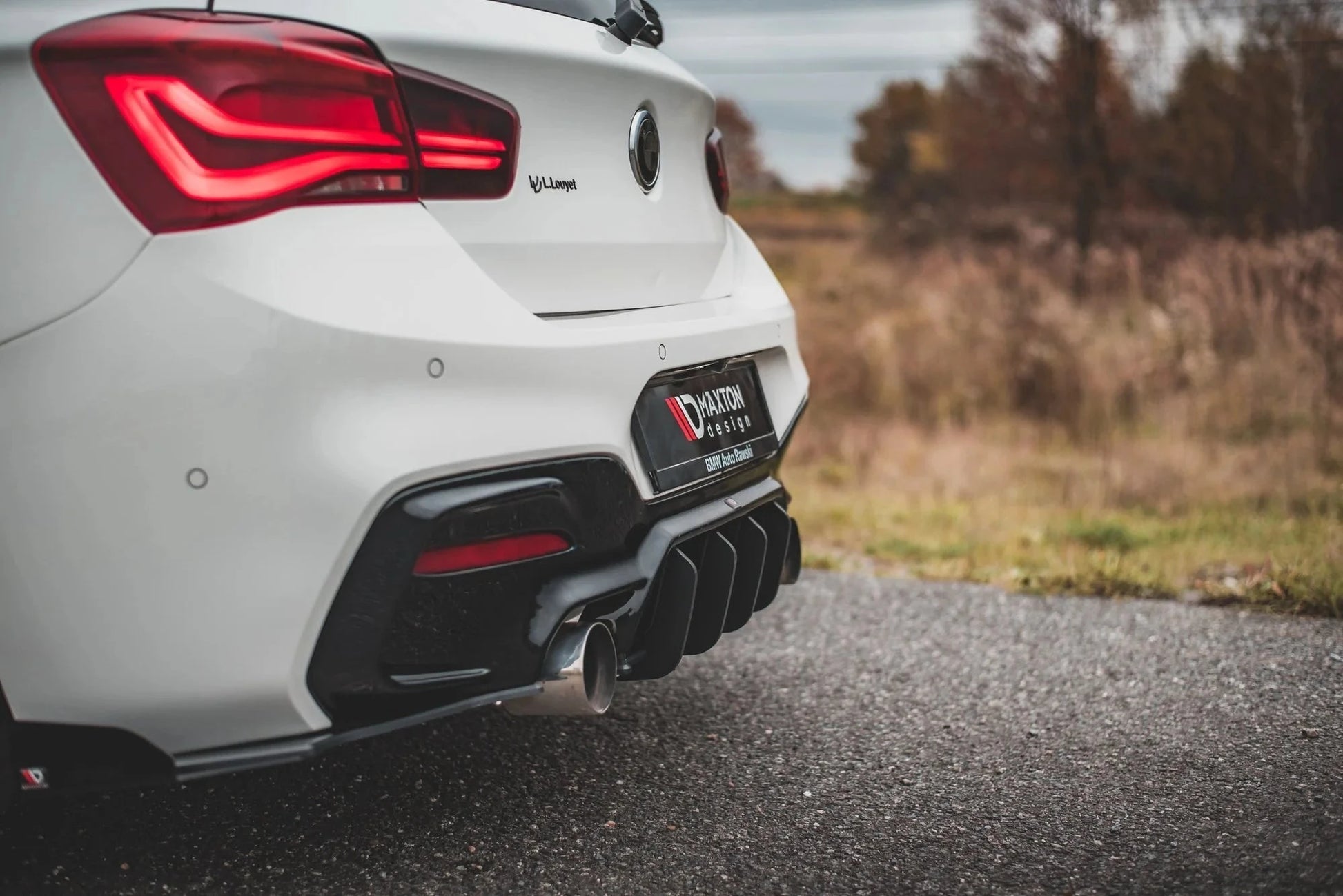 BMW 1er F20 M140i - Street Pro Heckschürze V.4 Maxton Design 