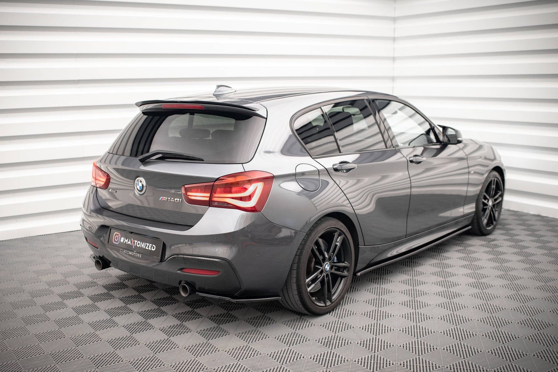 BMW 1er F21 Facelift M-Paket - Heck Flaps Maxton Design 