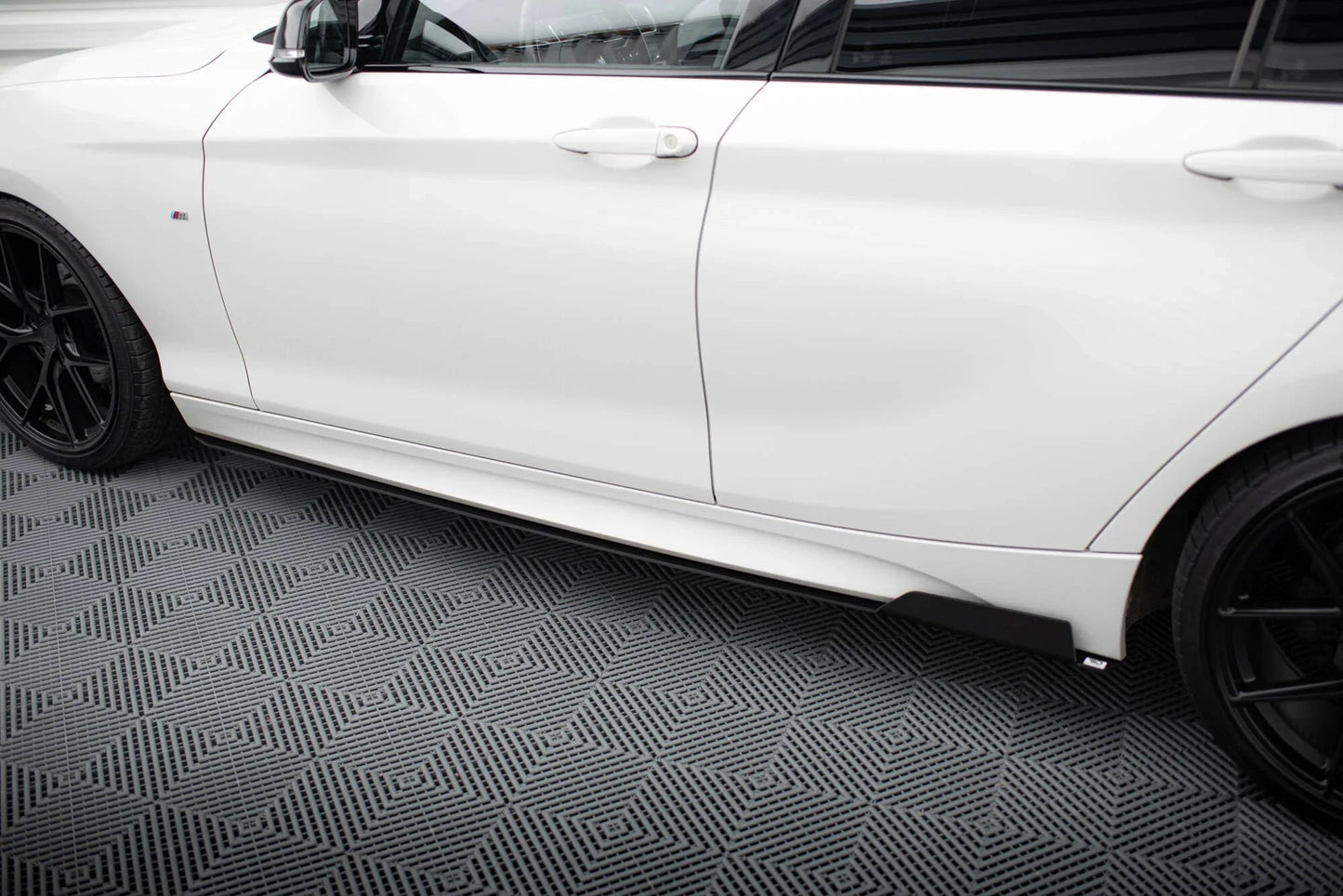BMW 1er F21 M-Paket - Seitenschweller Maxton Design 