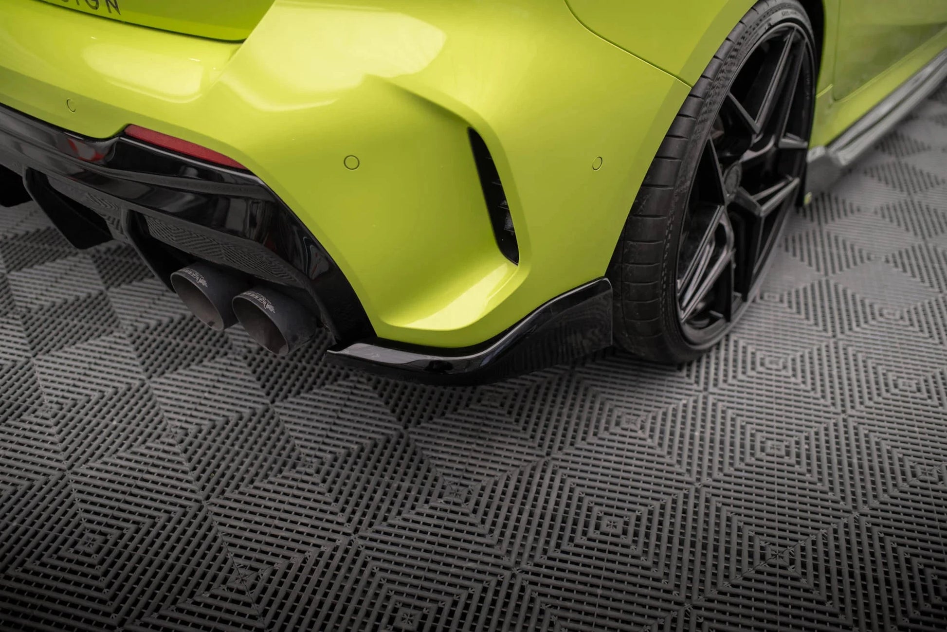 BMW 1er F40 M-Paket - Heck Flaps V.6 Maxton Design 