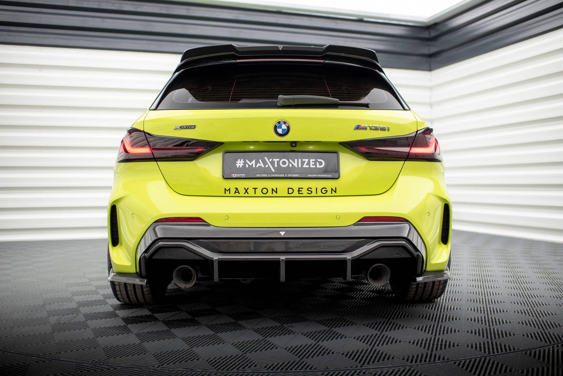 BMW 1er F40 M-Paket - Prepreg Carbon Fiber Heck Diffusor V.2 Maxton Design 