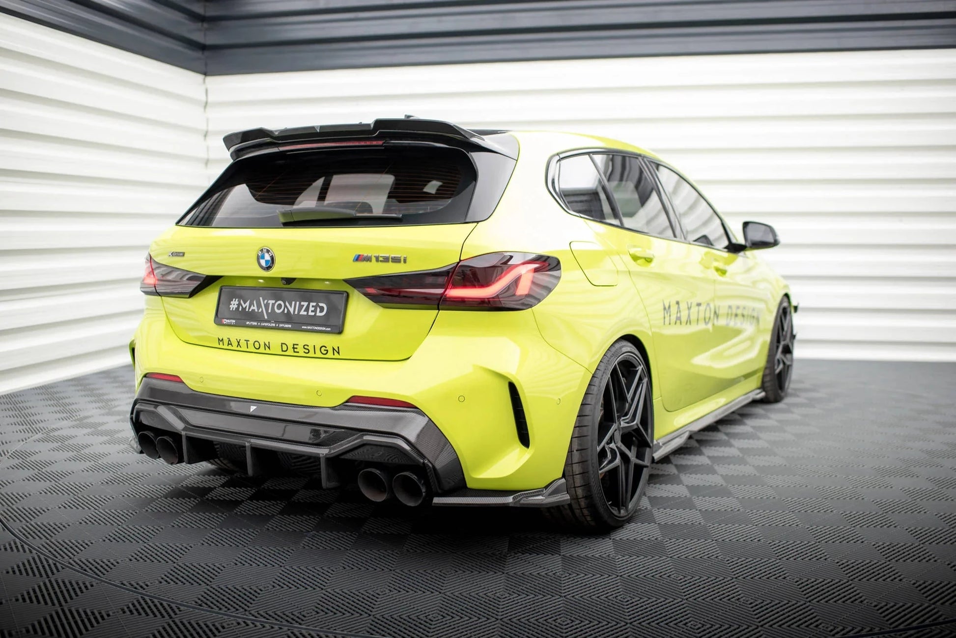 BMW 1er F40 M-Paket - Prepreg Carbon Fiber Heck Flaps Maxton Design 