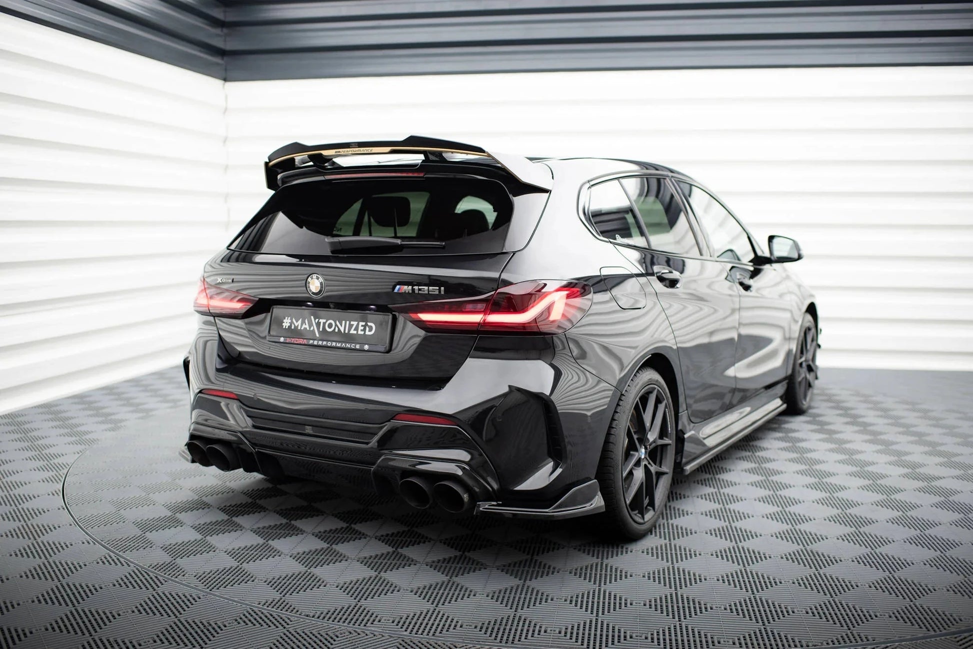 BMW 1er F40 M135i - Heck Spoiler Maxton Design 