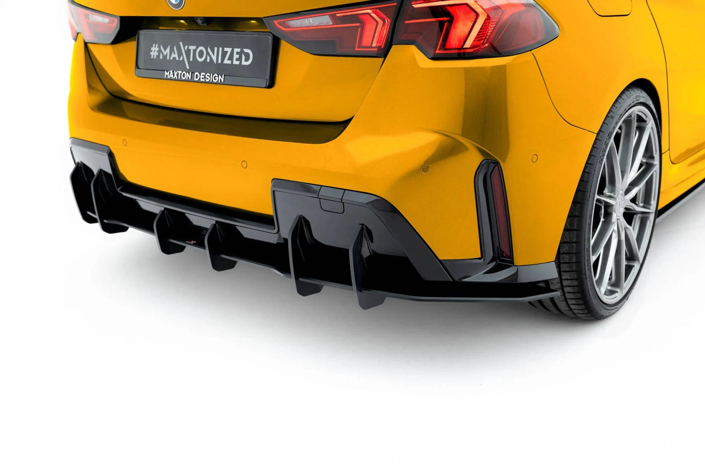 BMW 1er F70 - Street Pro Heckschürze Maxton Design 