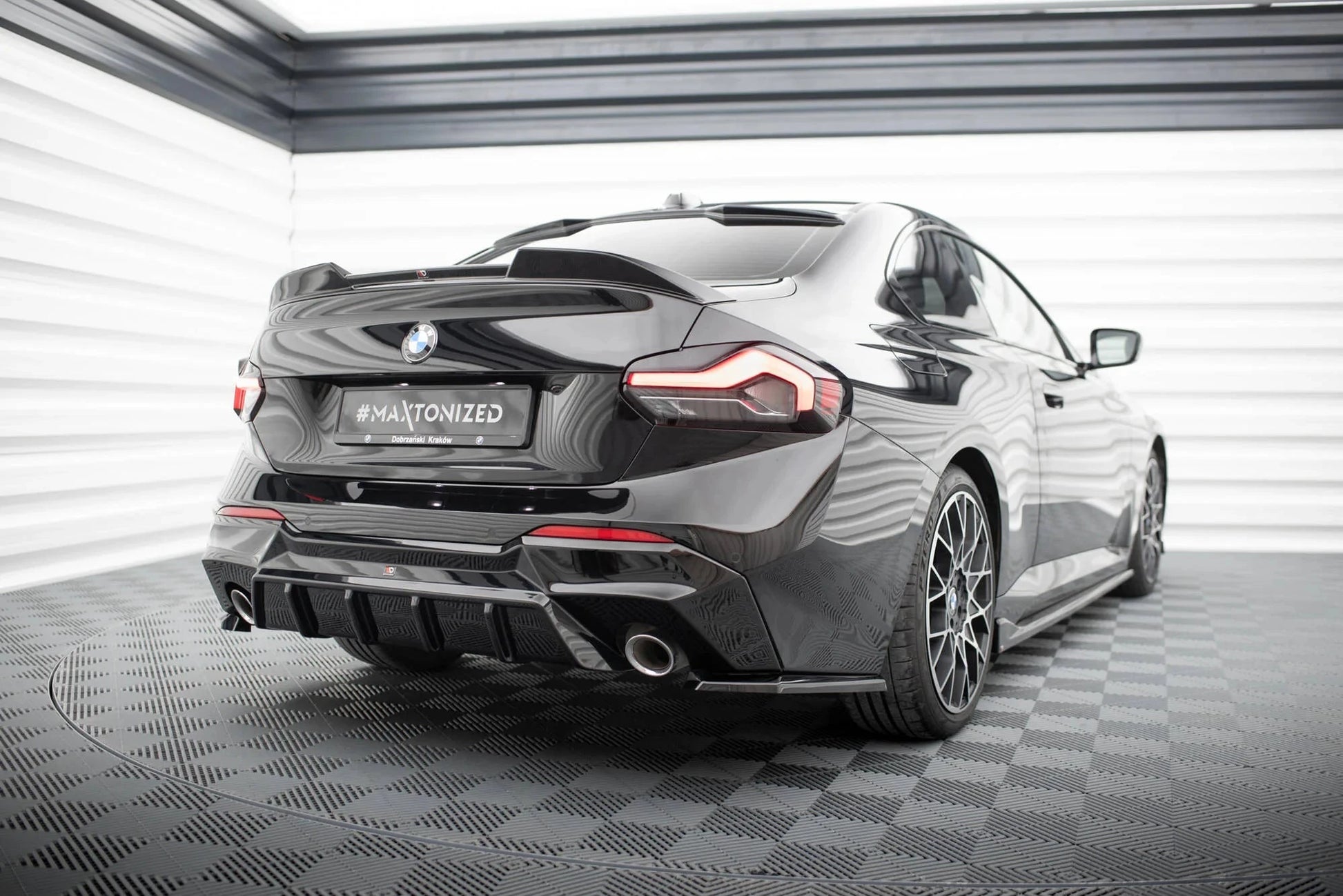 BMW 2er G42 Coupe - Heck Flaps V.3 Maxton Design 