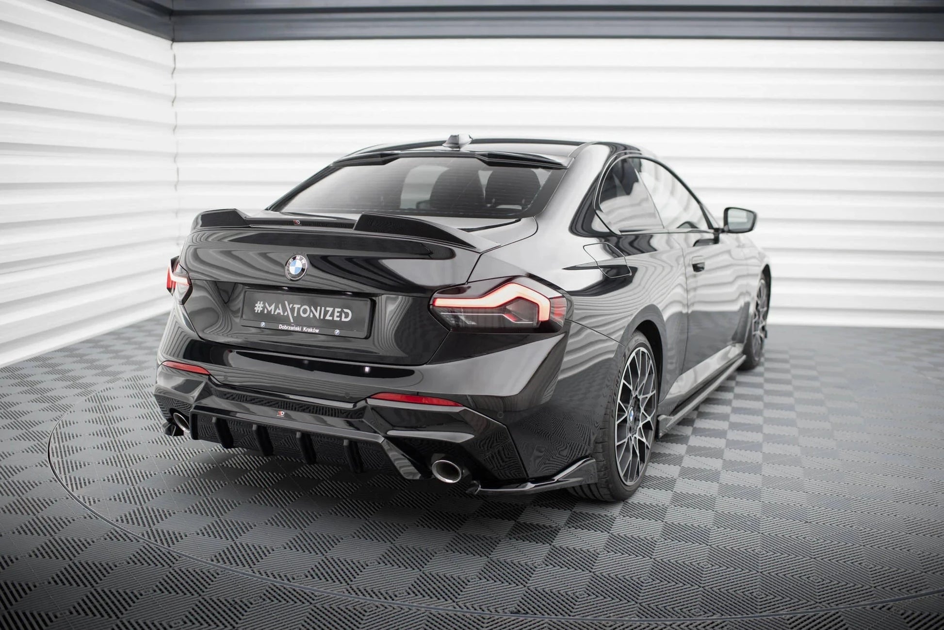 BMW 2er G42 Coupe - Heck Flaps V.4 Maxton Design 