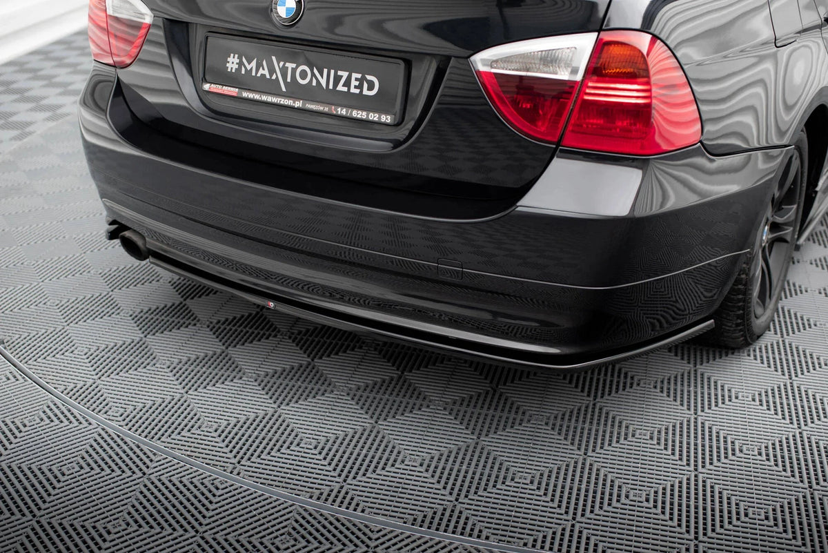 BMW 3er E91 - Heck Ansatz Maxton Design 