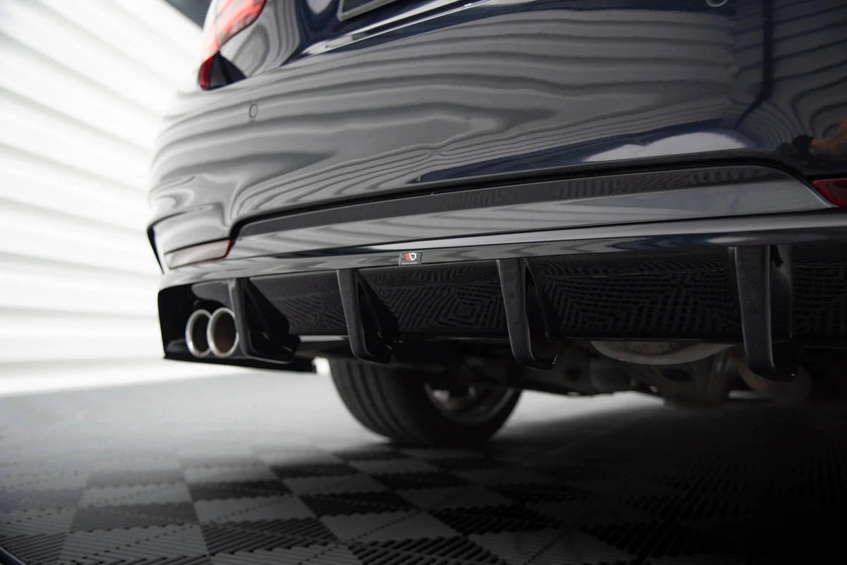 BMW 4er F32 Coupe - Heck Ansatz Maxton Design 