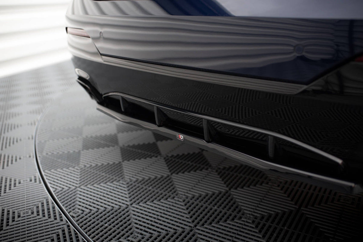 BMW 4er G22 Coupe M440i - Heck Ansatz Maxton Design 