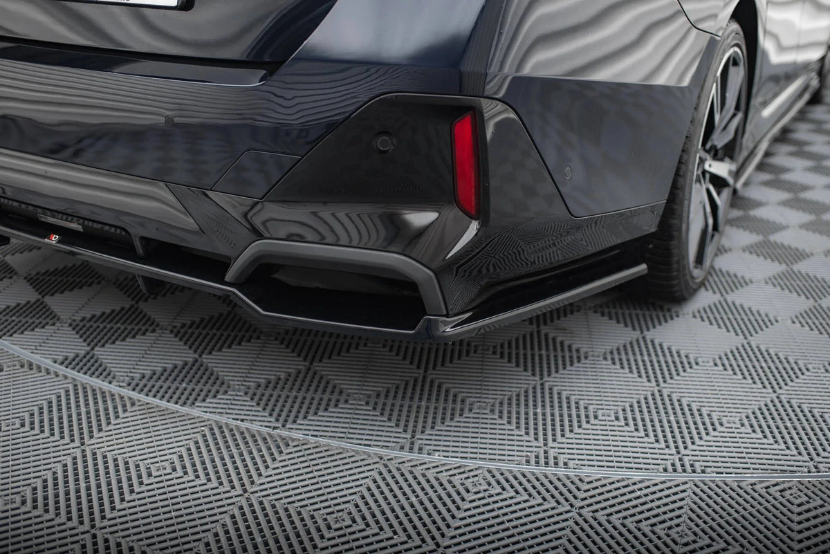 BMW i5 G60 Facelift M-Paket - Heck Ansatz V.2 Maxton Design 