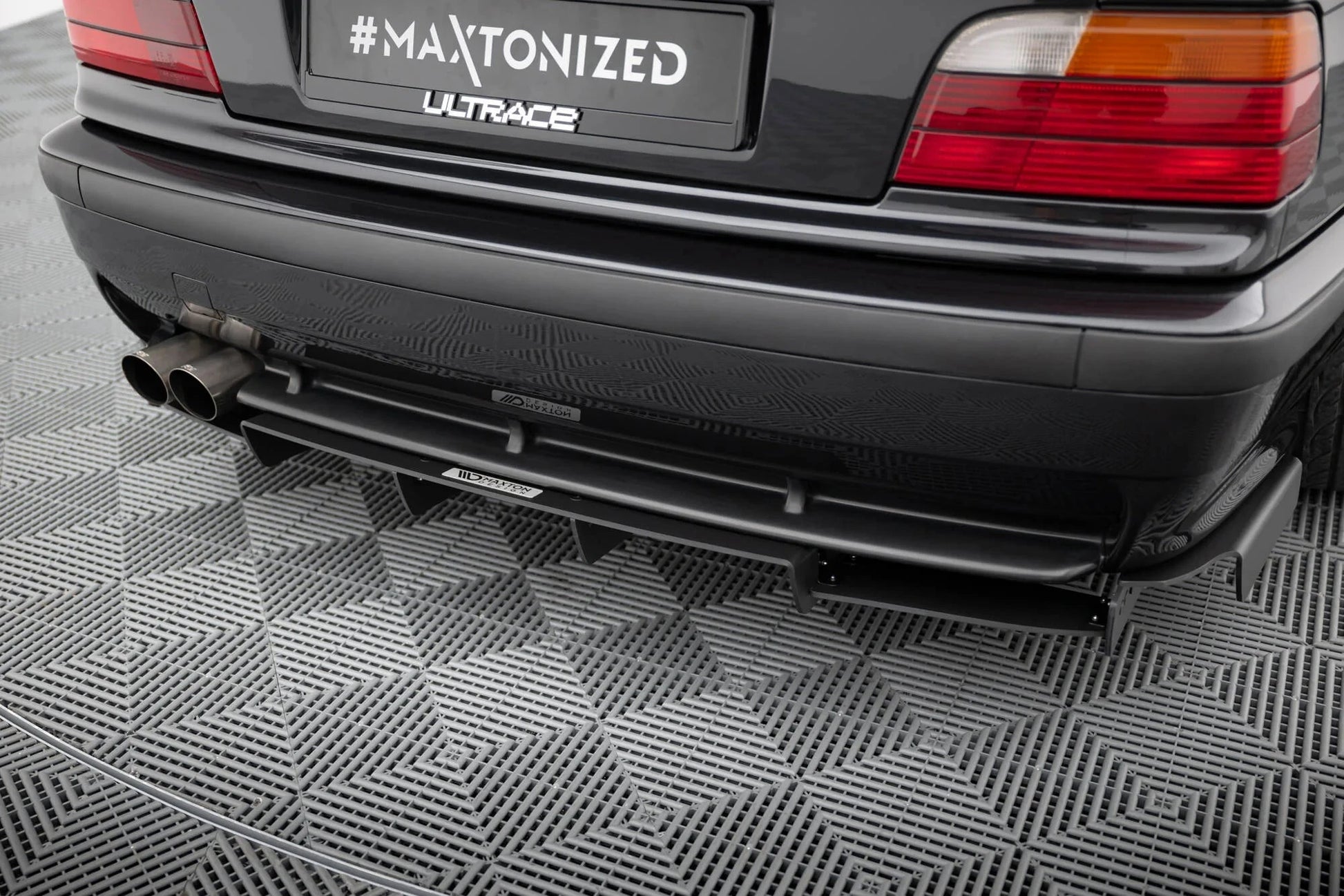 BMW M3 E36 Coupe - Heckschürze Maxton Design 