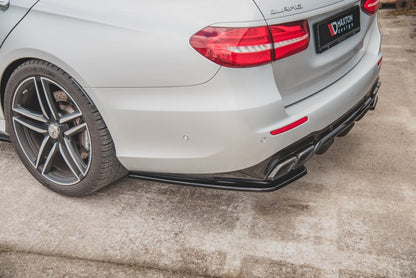 Mercedes E63 AMG - Heck Flaps