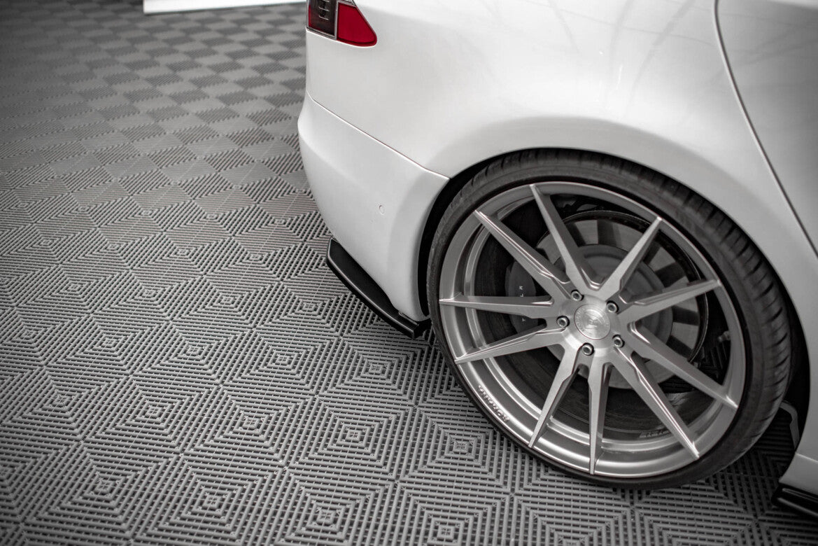 Tesla Model S Facelift - Heck Flaps
