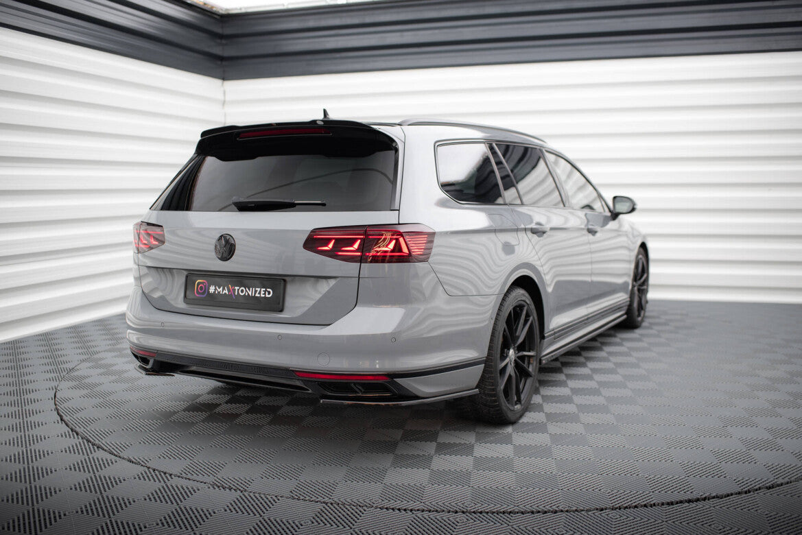 VW Passat R-Line Facelift - Heck Flaps